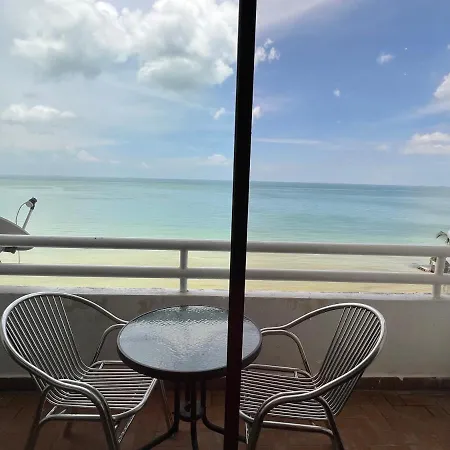 Tanjung Tuan Regency Port Dickson 1 Carpark Apartment Exterior photo